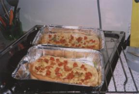 http://www.laculladispago.it/COSTANZA%20RUBA%20UN%20PO'%20DI%20PASTA%20CRUDA%20001.jpg
